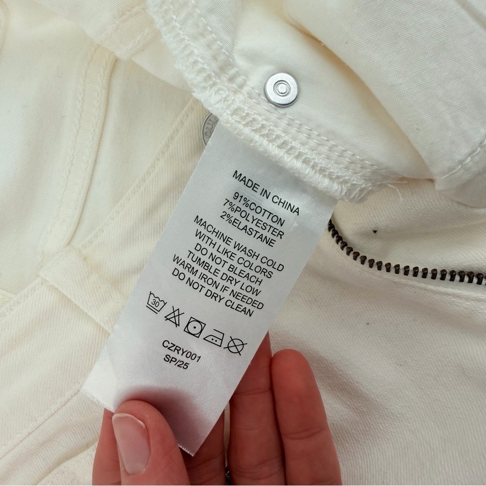 Quince Luna Stretch Flare Jeans in Cloud White - Picture 7 of 8